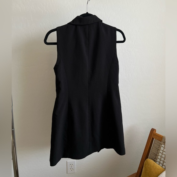 BLACK LONG VEST - Picture 2 of 3